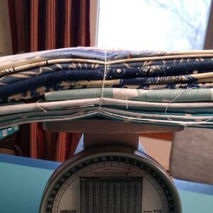 Fabric Scraps Blue/ White Florals Seascape Abstract Fabrics 2 1/2 lbs Cottagecor